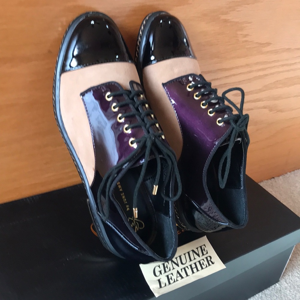 JUNE AMBROSE Genuine Leather Lace up shoes .